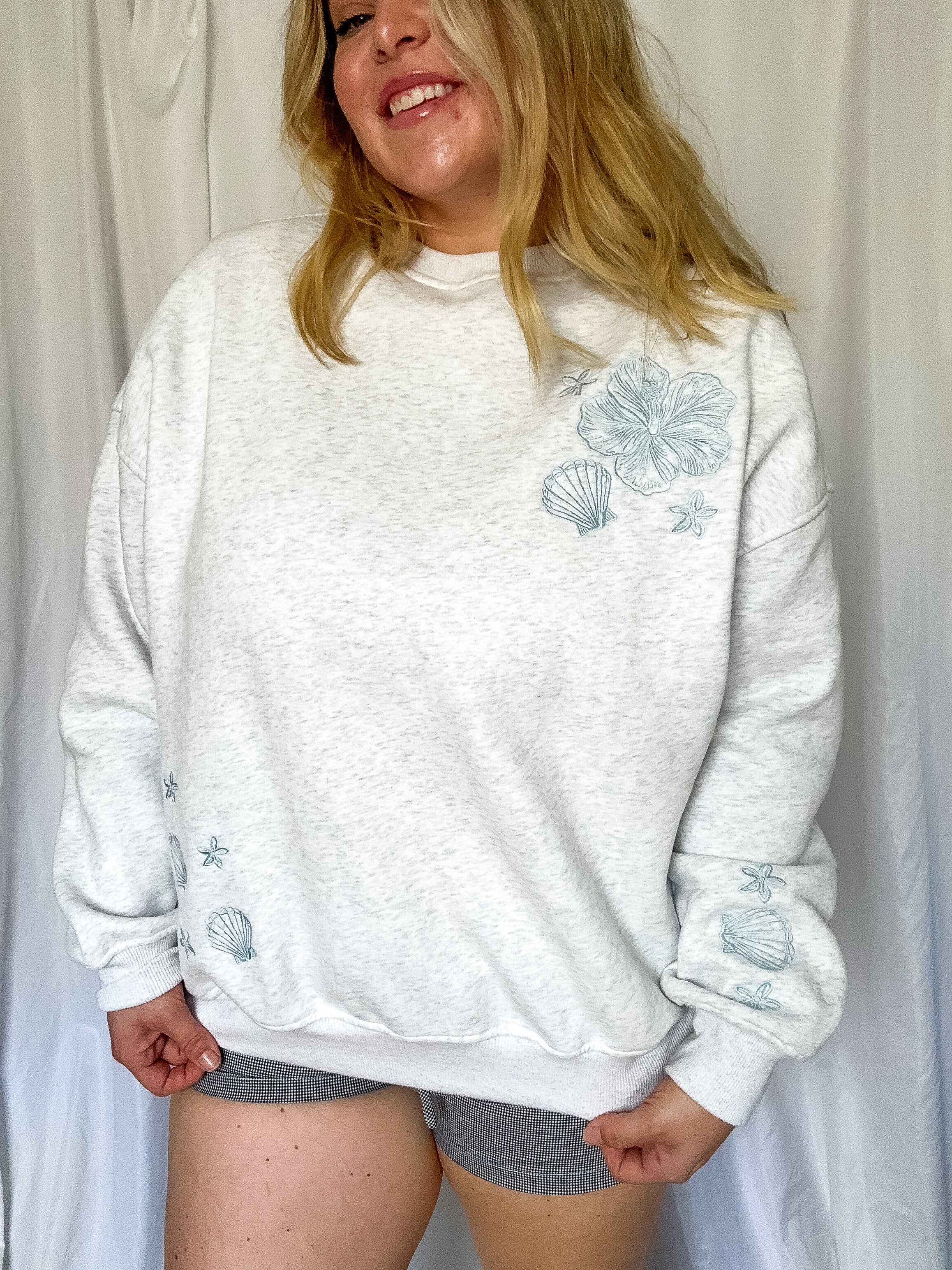 Coastal Bloom Embroidered Sweatshirt, grey