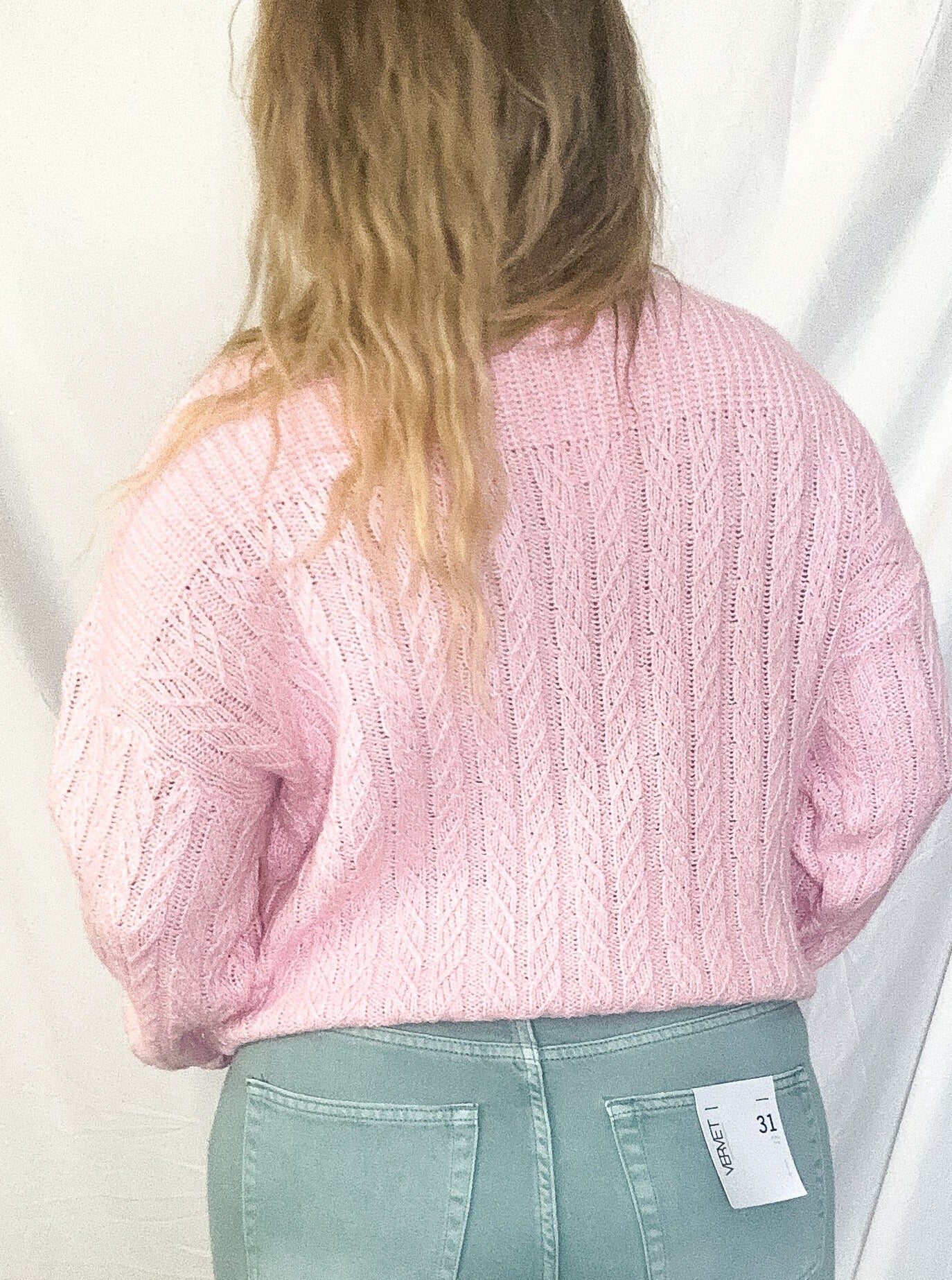 Blushing knit sweater, pink