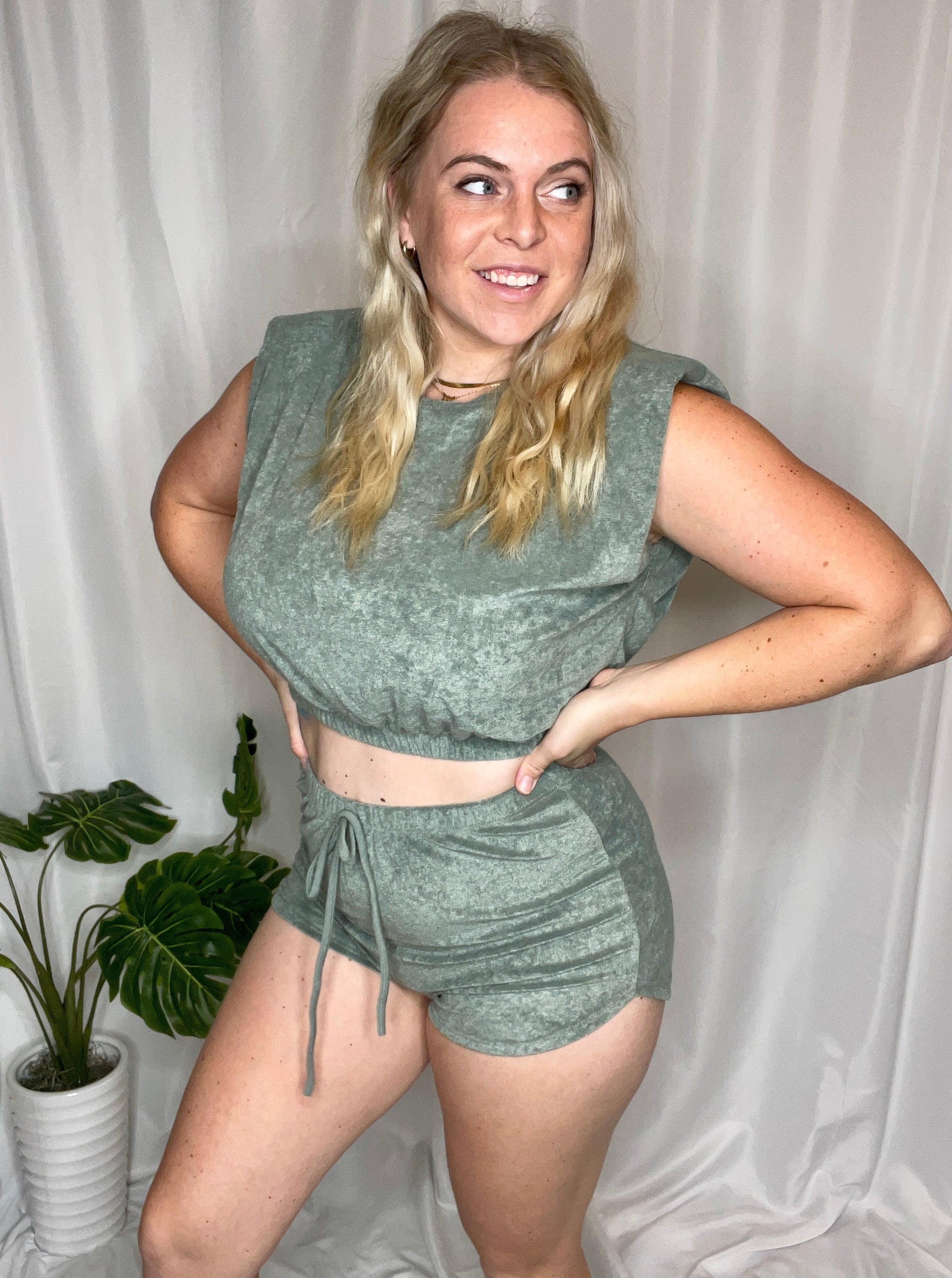 Stay Chill lounge cropped tank, olive