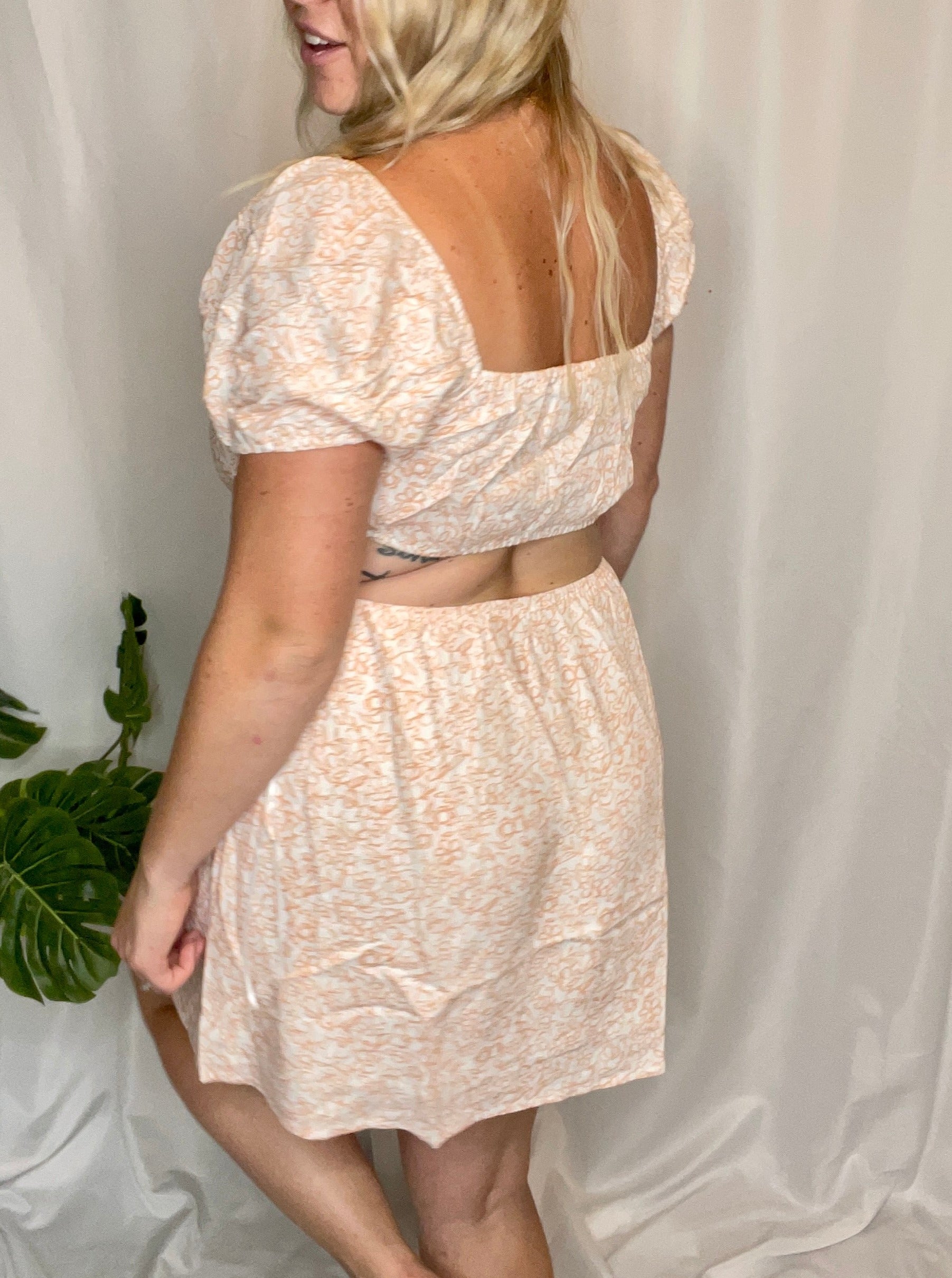 Oaklee floral cut out dress, orange