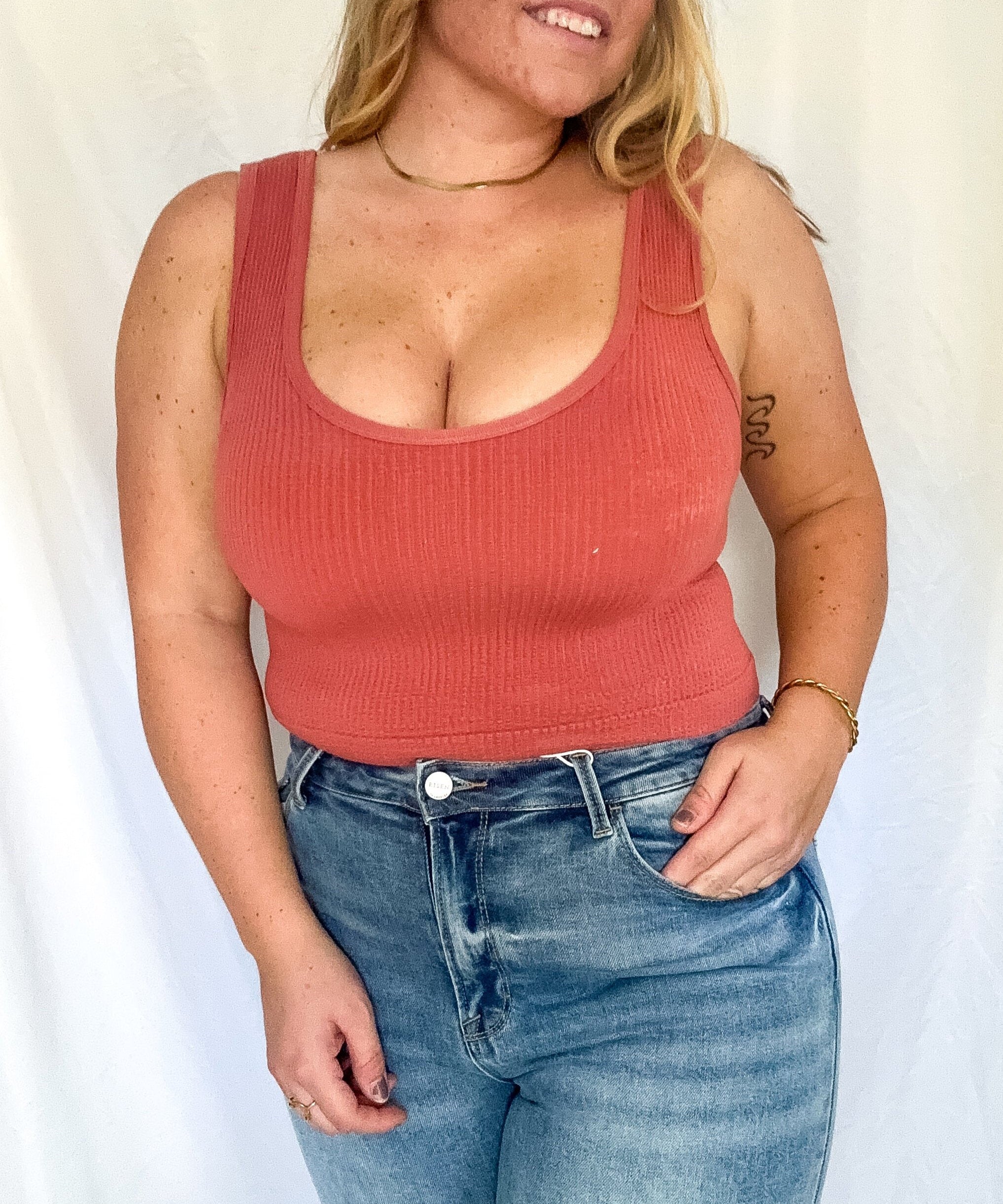 Averi cropped seamless tank top