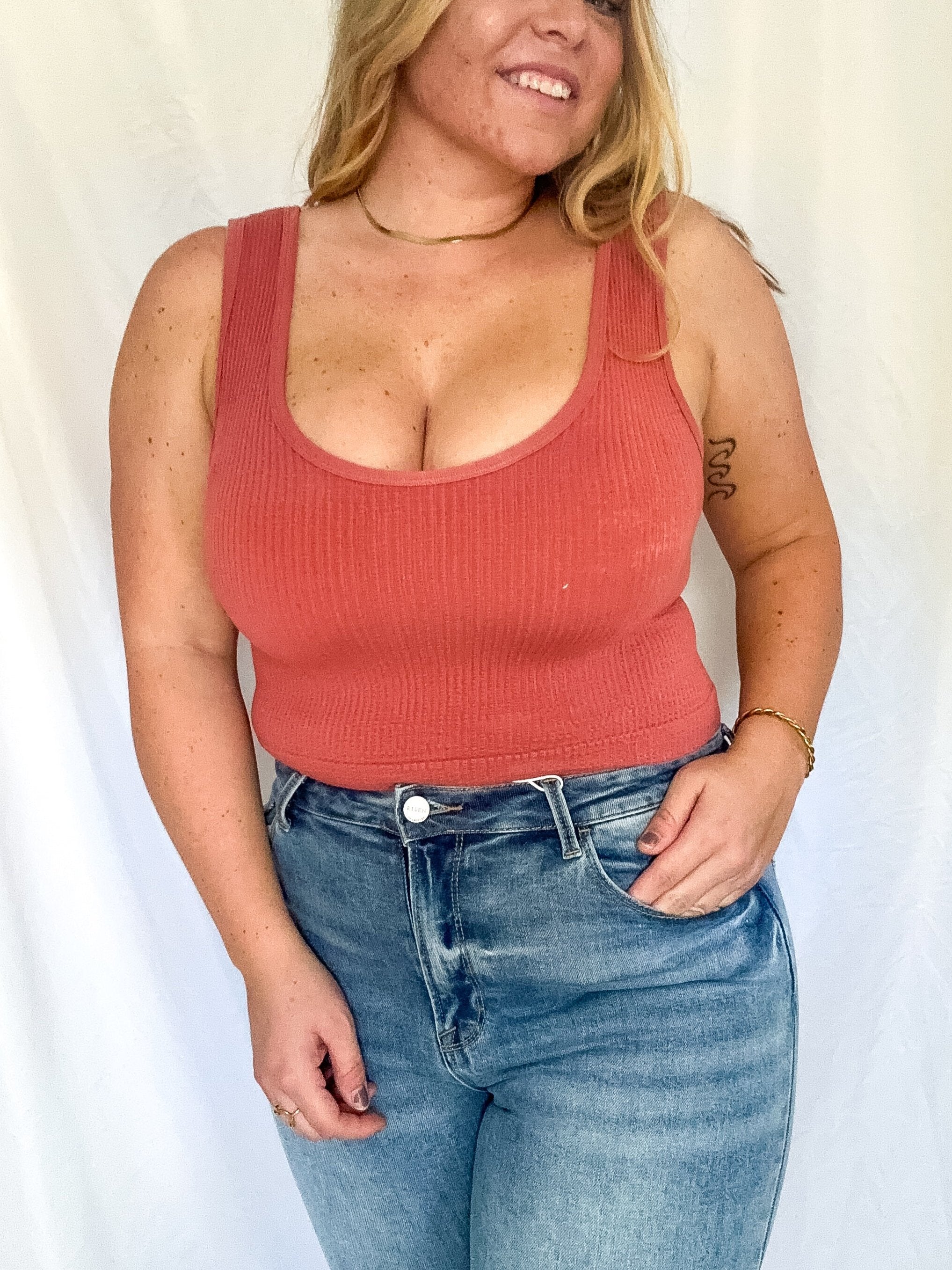 Averi cropped seamless tank top