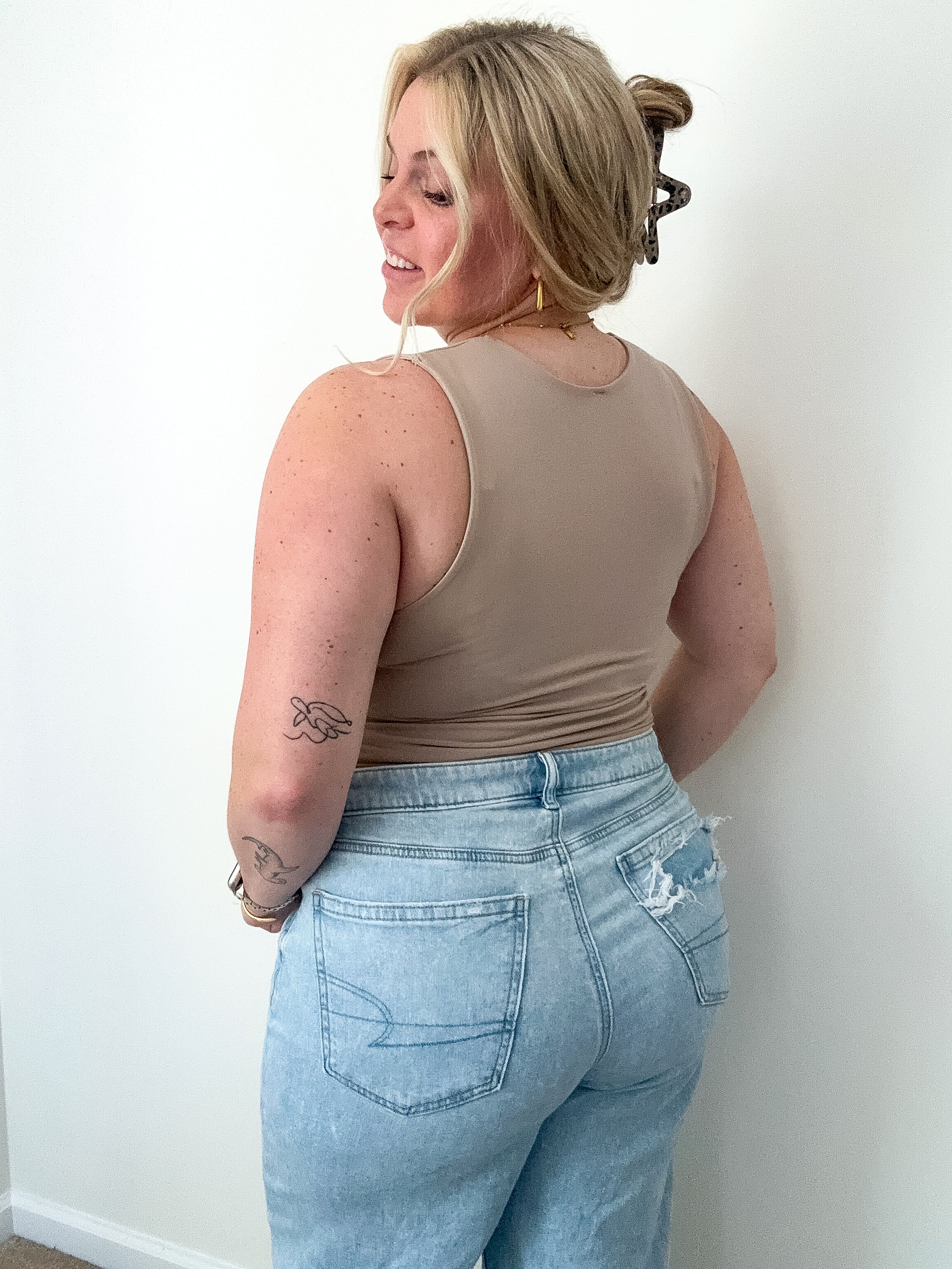 Bare Minimum Seamless Crop Tank