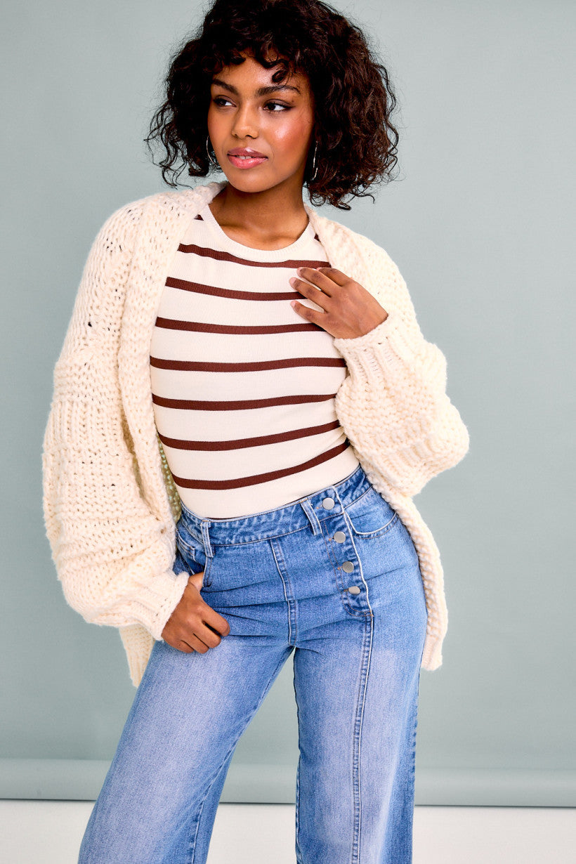 Mellow Oversized Sweater Cardigan, cream