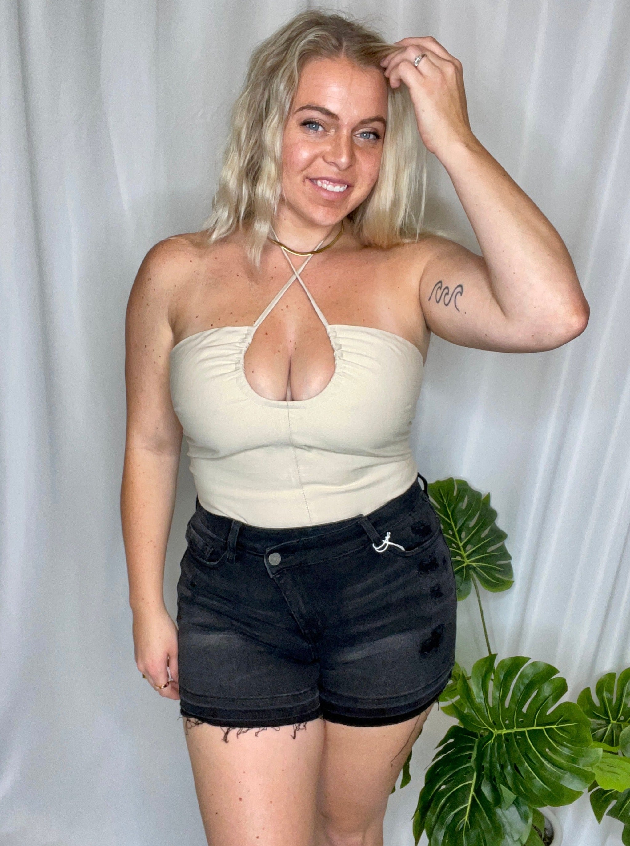 Vervet washed out denim shorts, black